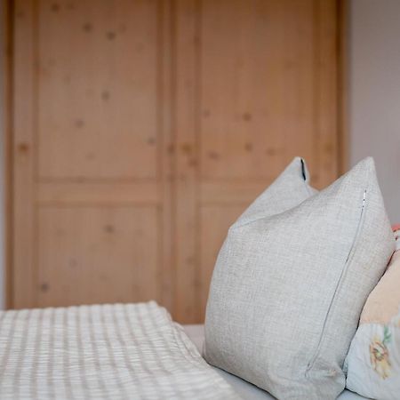 Haus Stolz Bed & Breakfast Appiano Sulla Strada Del Vino Luaran gambar