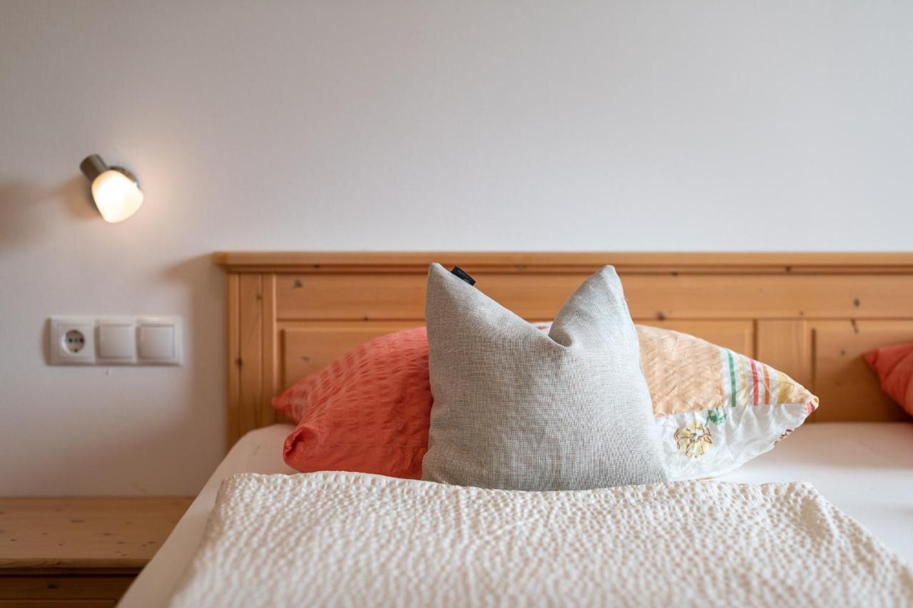 Haus Stolz Bed & Breakfast Appiano Sulla Strada Del Vino Luaran gambar