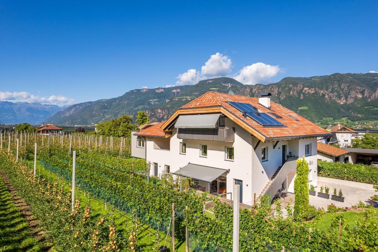 Haus Stolz Bed & Breakfast Appiano Sulla Strada Del Vino Luaran gambar