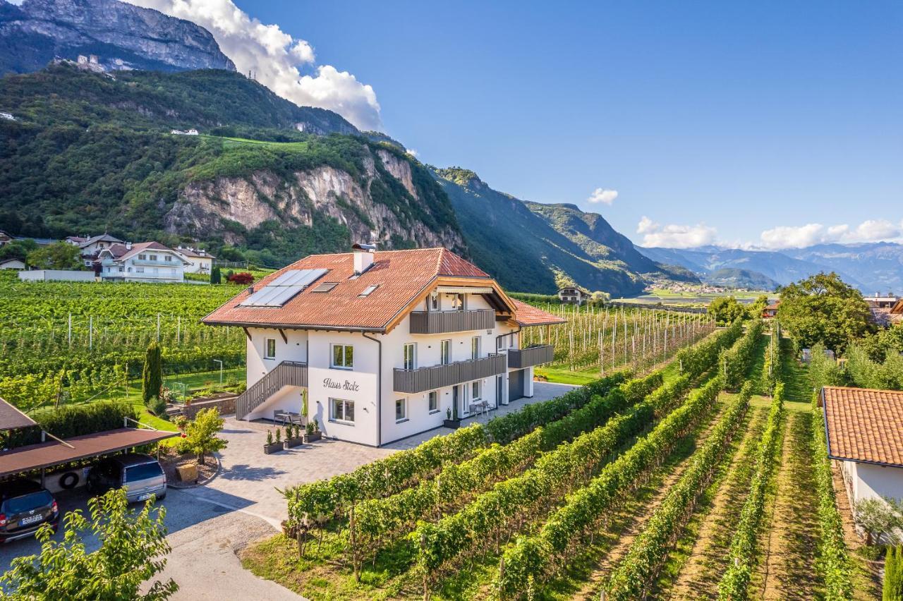 Haus Stolz Bed & Breakfast Appiano Sulla Strada Del Vino Luaran gambar
