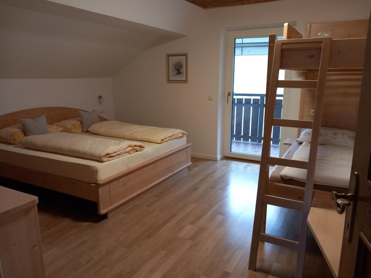 Haus Stolz Bed & Breakfast Appiano Sulla Strada Del Vino Luaran gambar